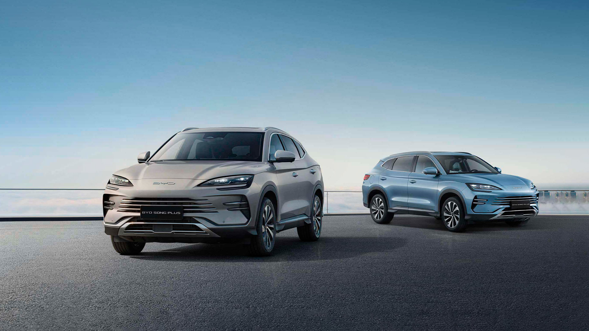 Гибридный автомобиль BYD Song Plus